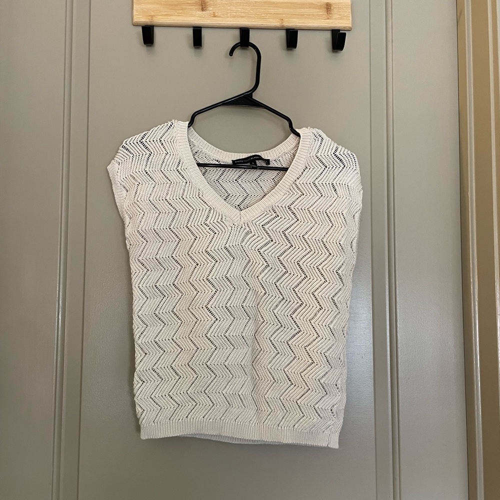 White House black market knit top